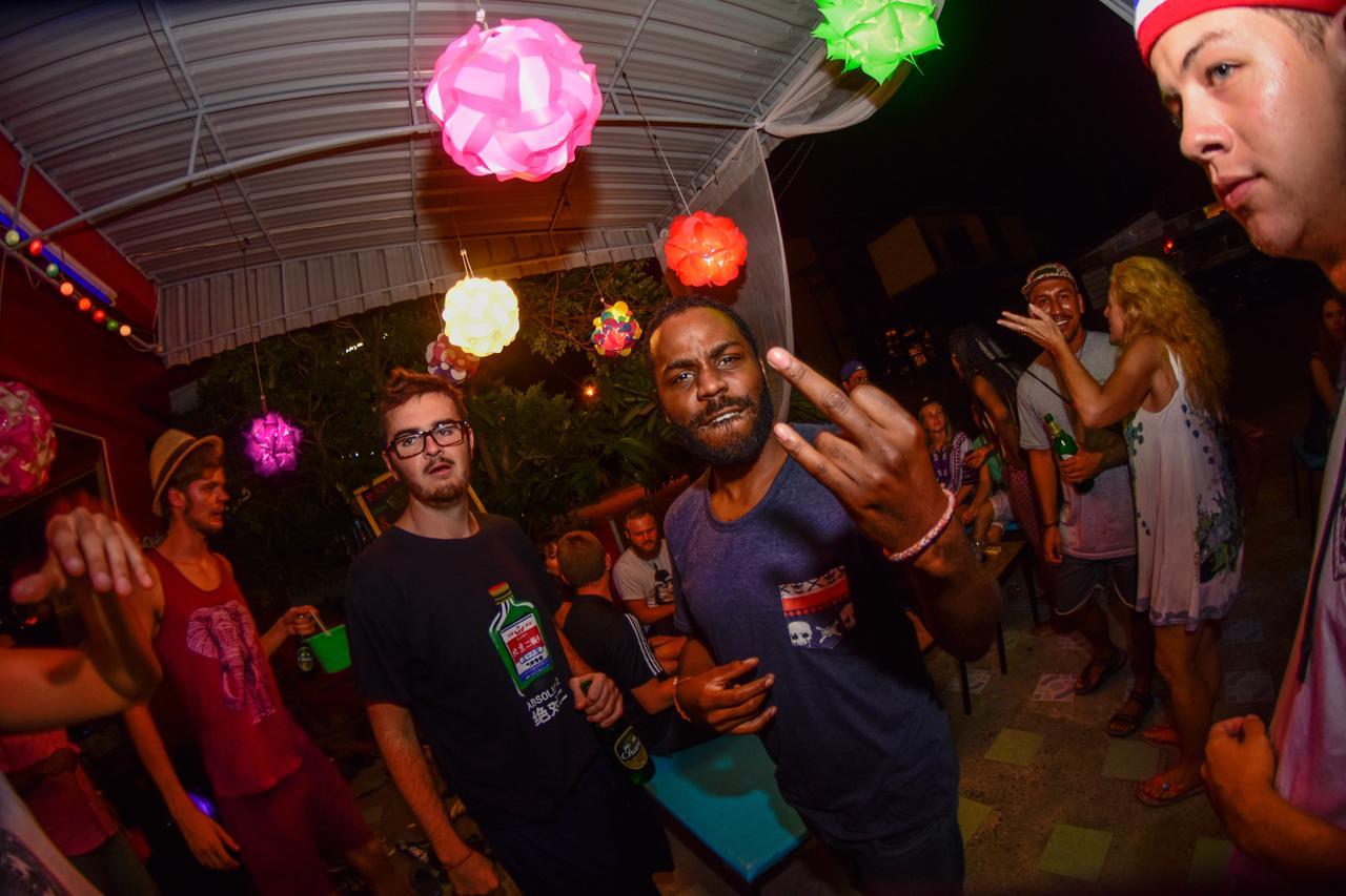 The Wanderlust Hostel Koh Phangan Exteriör bild